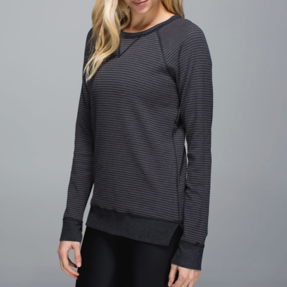 Lululemon Reversible‎ Open Your Heart Long Sleeve II